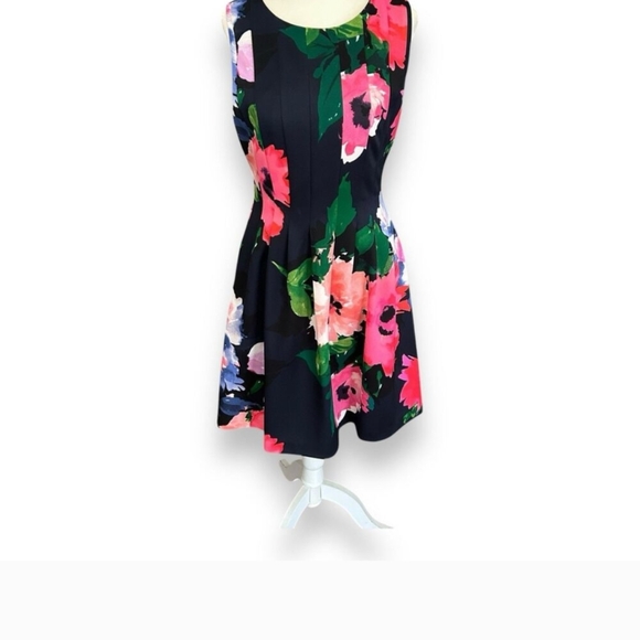 Vince Camuto Dresses & Skirts - Vince Camuto Floral Midi Dress - Black and Pink